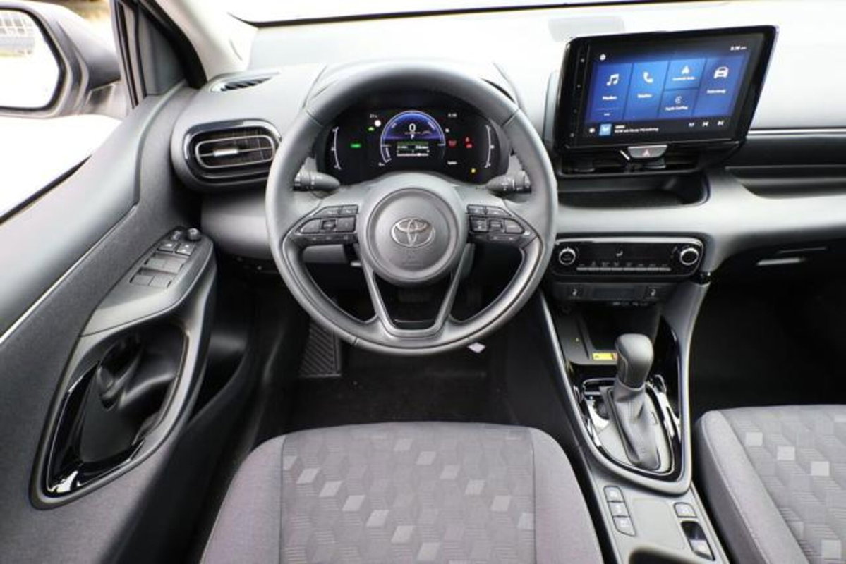 Toyota Yaris 1.5 Hybrid 5 porte Trend (6)