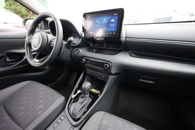 Toyota Yaris 1.5 Hybrid 5 porte Trend (8)