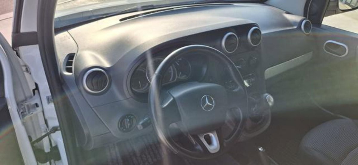 Mercedes-Benz Citan 1.5 111 CDI S&S Tourer Pro (16)