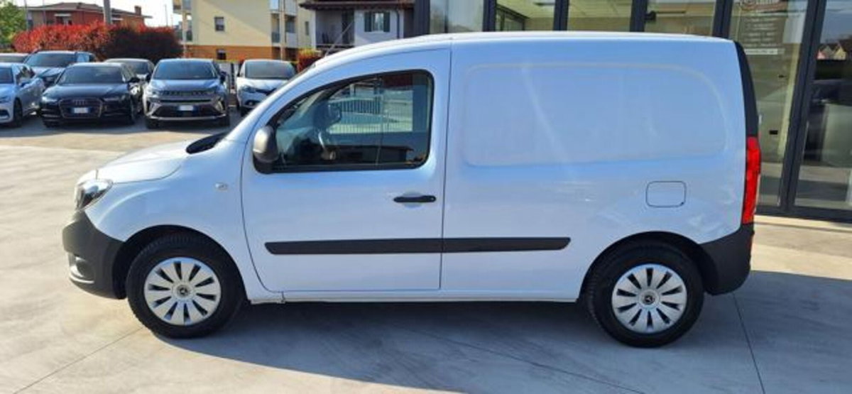 Mercedes-Benz Citan 1.5 111 CDI S&S Tourer Pro (17)