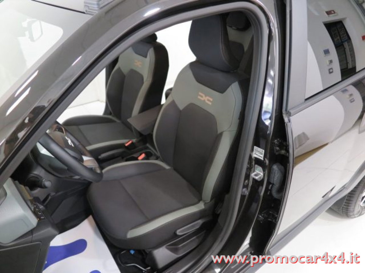 Dacia Duster 1.2 mild hybrid Extreme 4x4 130cv (11)