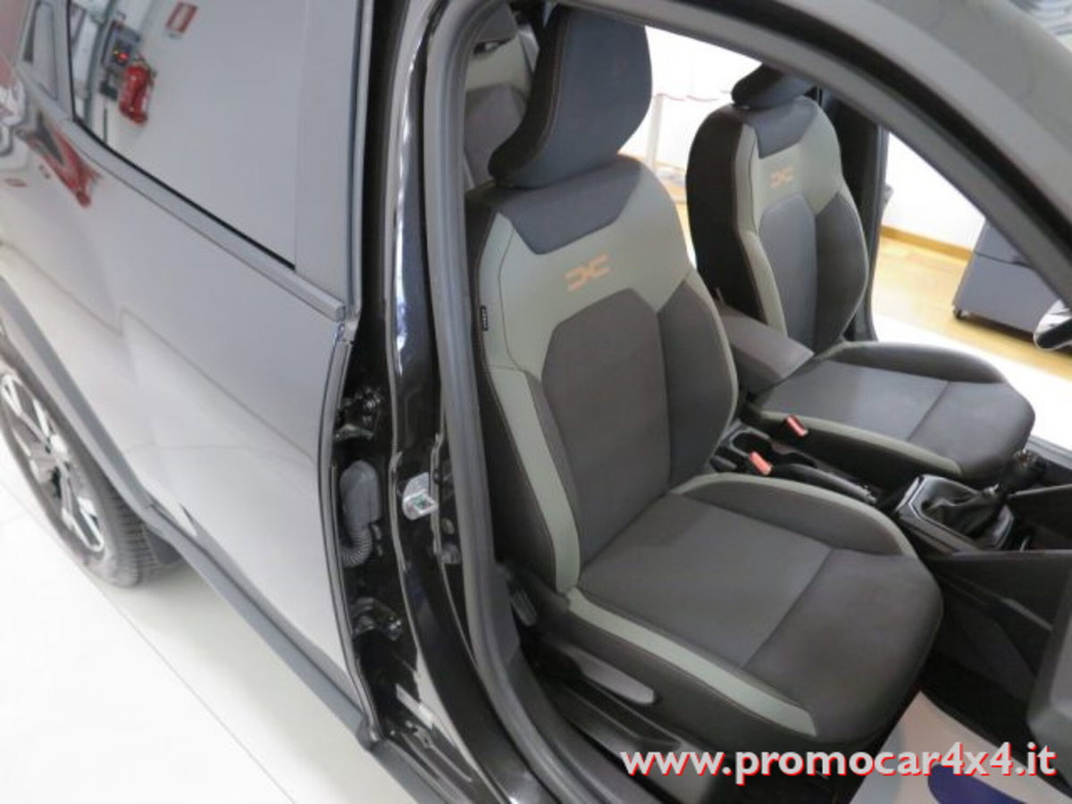 Dacia Duster 1.2 mild hybrid Extreme 4x4 130cv (7)