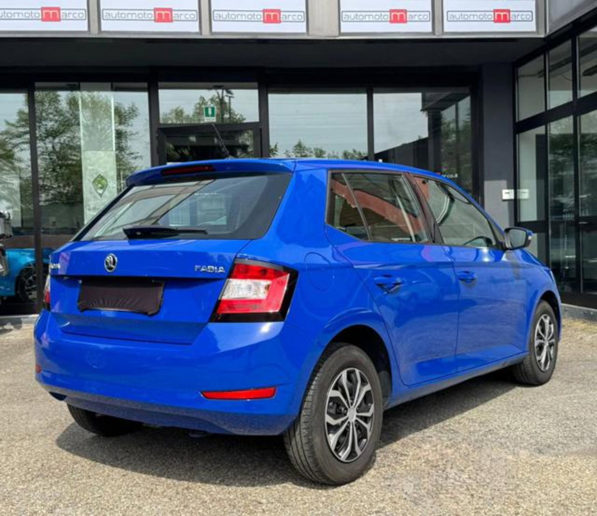 Skoda Fabia 1.0 MPI 60 CV Business (4)