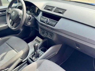 Skoda Fabia 1.0 MPI 60 CV Business (9)