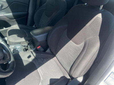 Jeep Cherokee 2.2 Mjt Longitude (8)