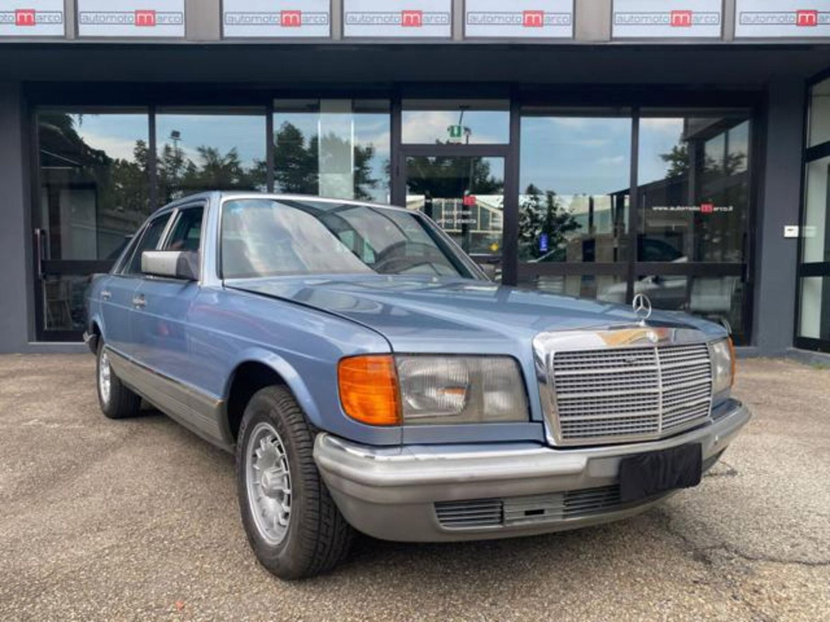 Mercedes-Benz 280 280 SE (2)