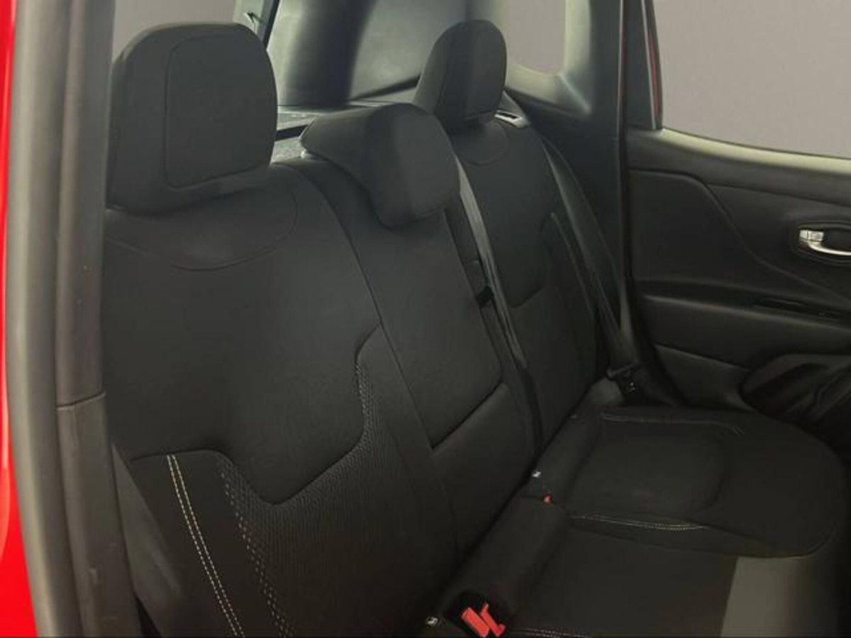 Jeep Renegade 1.6 Mjt 120 CV Limited (11)