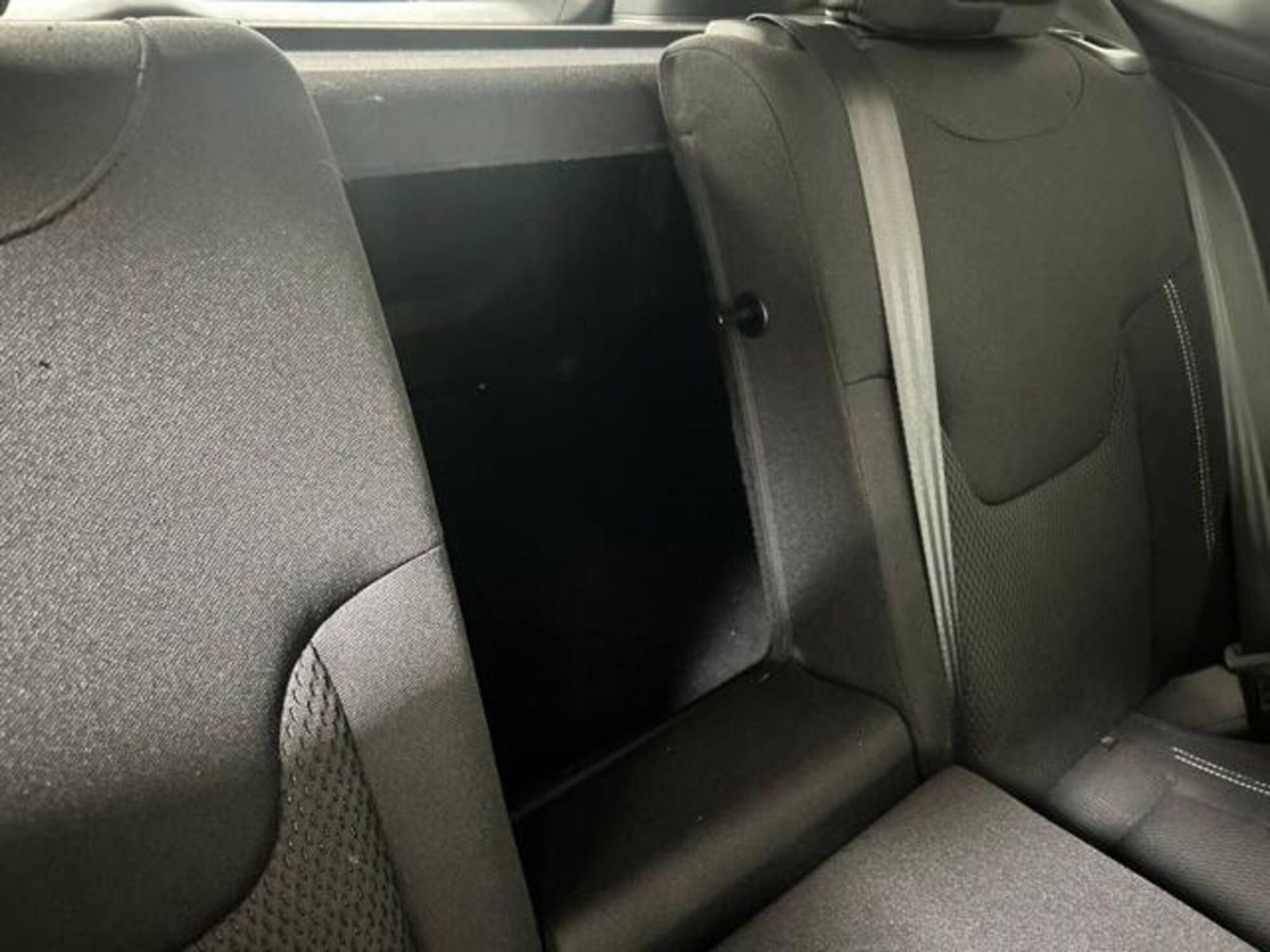 Jeep Renegade 1.6 Mjt 120 CV Limited (12)