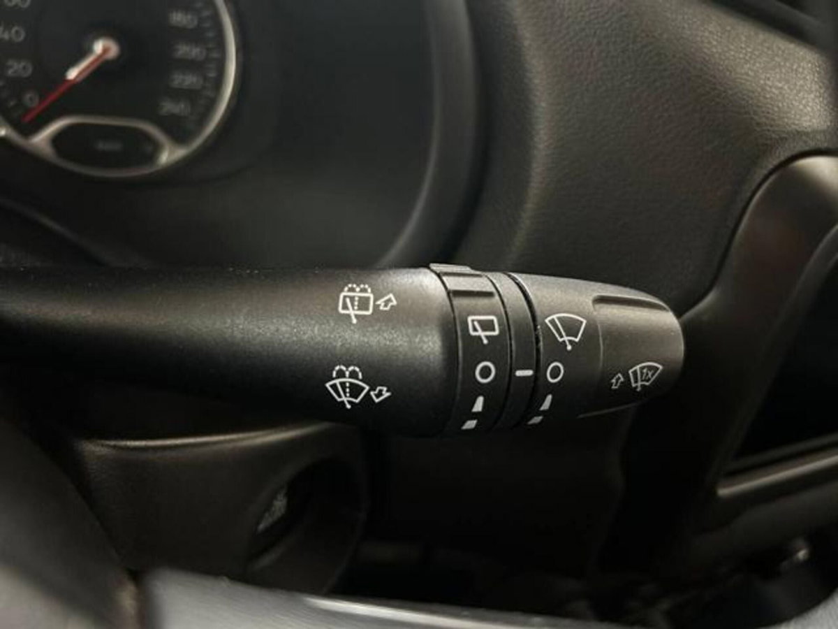 Jeep Renegade 1.6 Mjt 120 CV Limited (16)