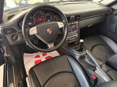 Porsche 911 Coupé Carrera 4 (10)