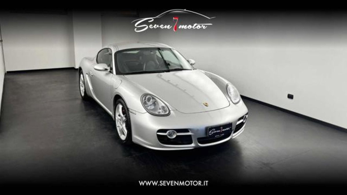 Porsche Cayman 2.7