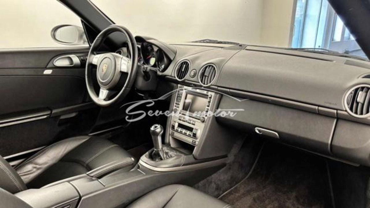 Porsche Cayman 2.7 (14)