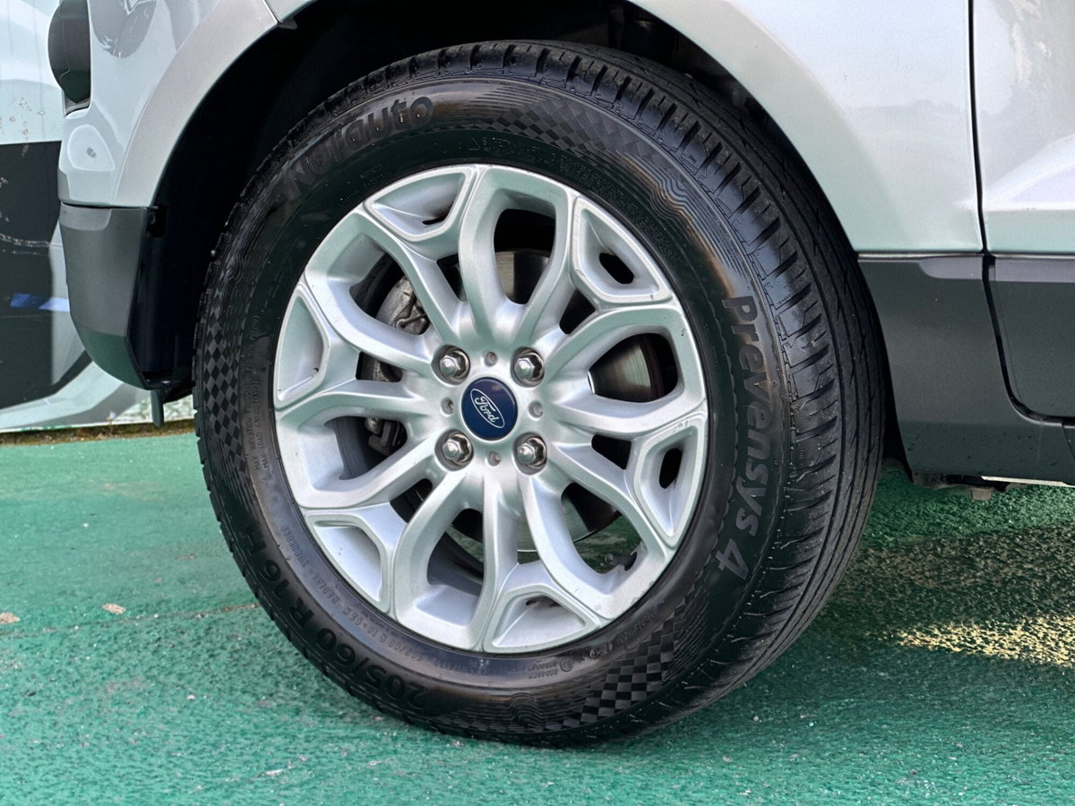 Ford EcoSport 1.5 TDCi 95 CV Plus (5)