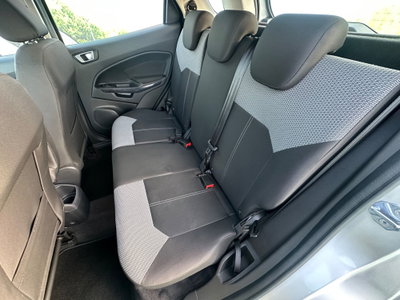 Ford EcoSport 1.5 TDCi 95 CV Plus (8)
