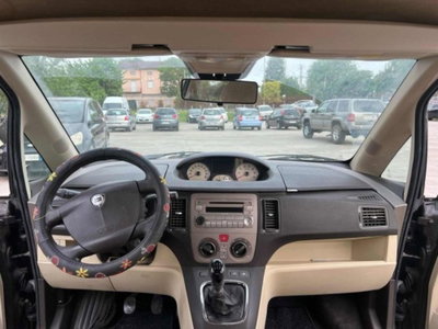 Lancia Musa 1.4 16V Platino (7)