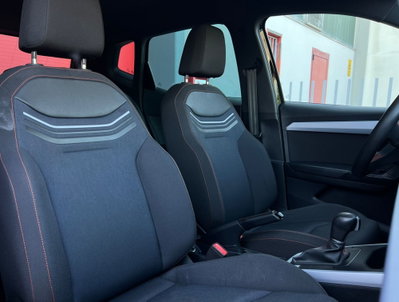 SEAT Arona 1.0 EcoTSI 110 CV DSG FR (10)
