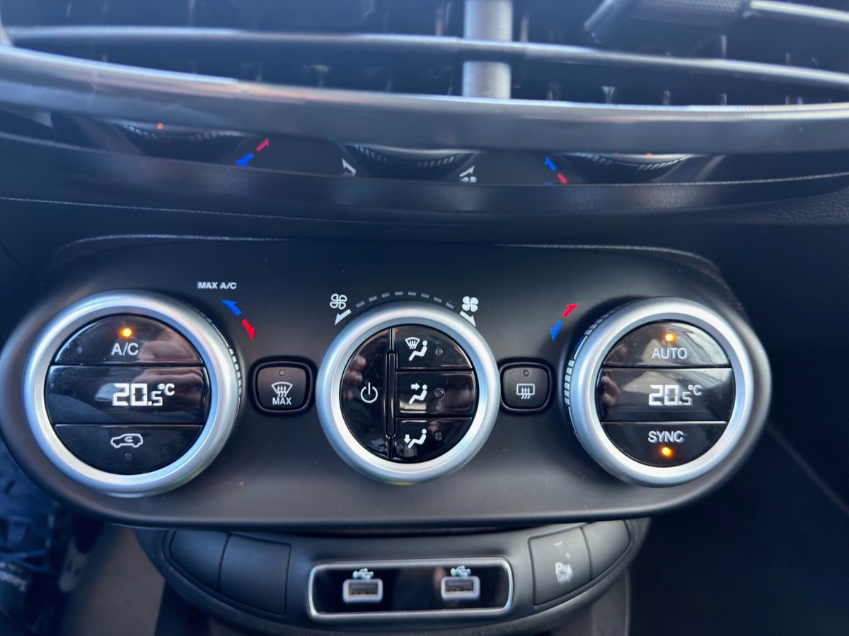 Fiat 500X 1.5 t4 hybrid Sport 130cv dct (17)
