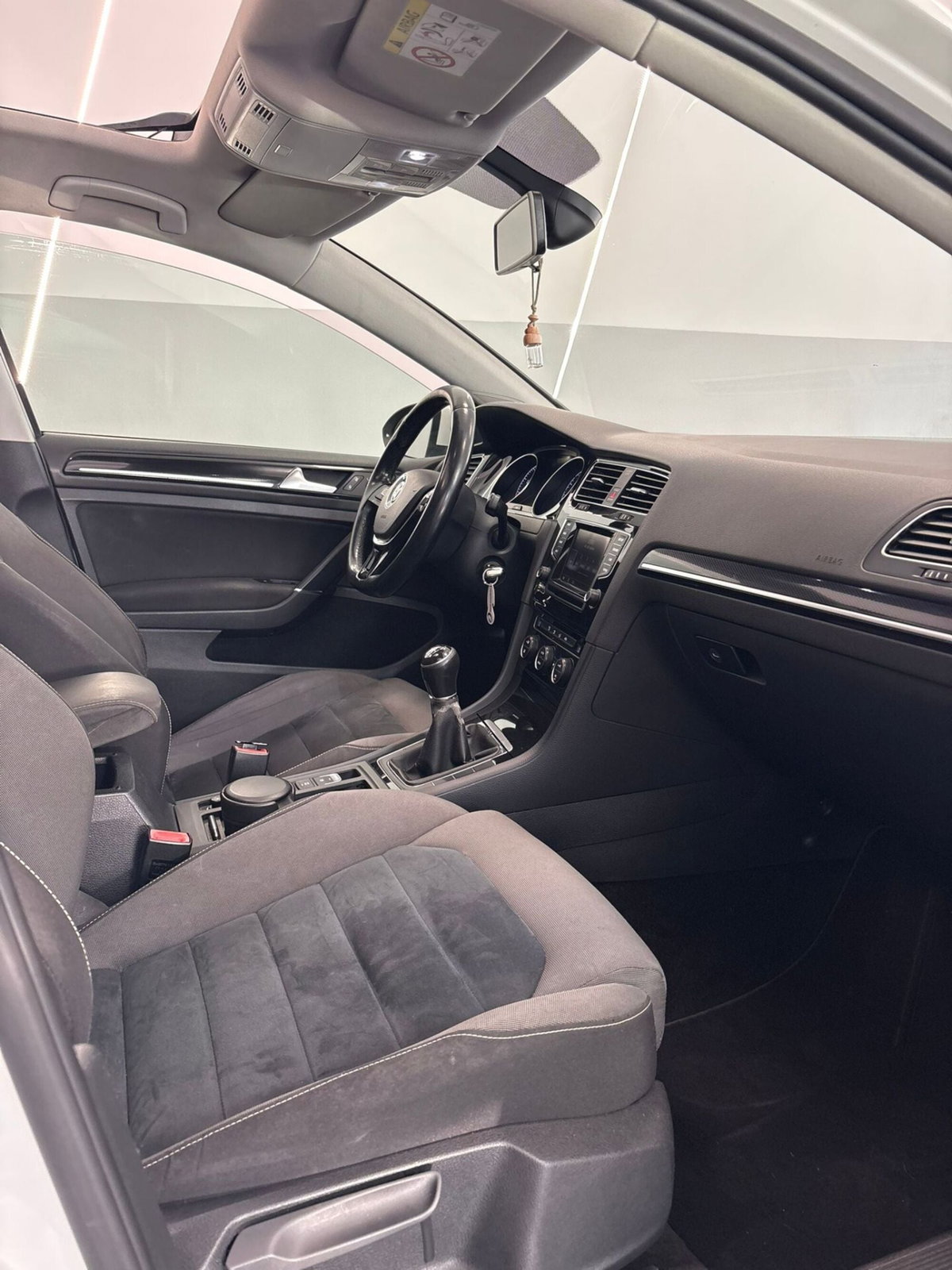 Volkswagen Golf 1.2 TSI 105 CV 3p. Comfortline BlueMotion Technology (12)