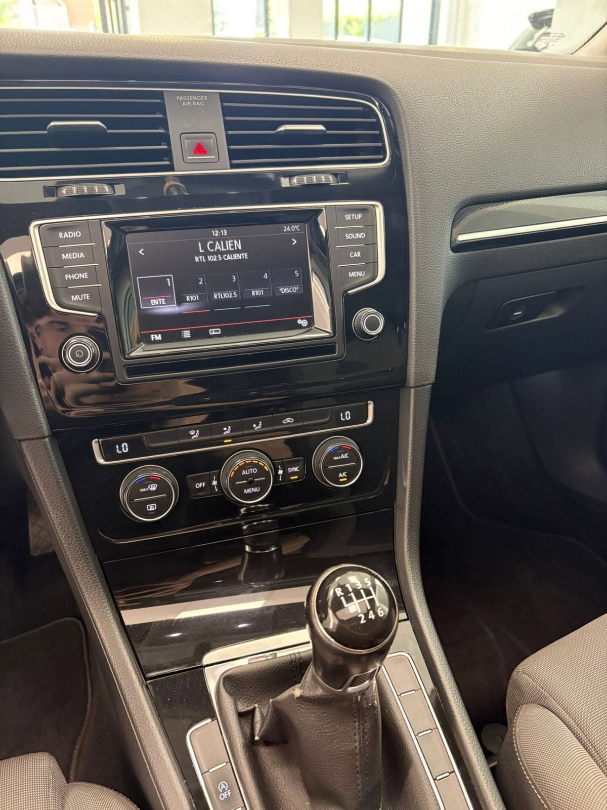Volkswagen Golf 1.2 TSI 105 CV 3p. Comfortline BlueMotion Technology (13)
