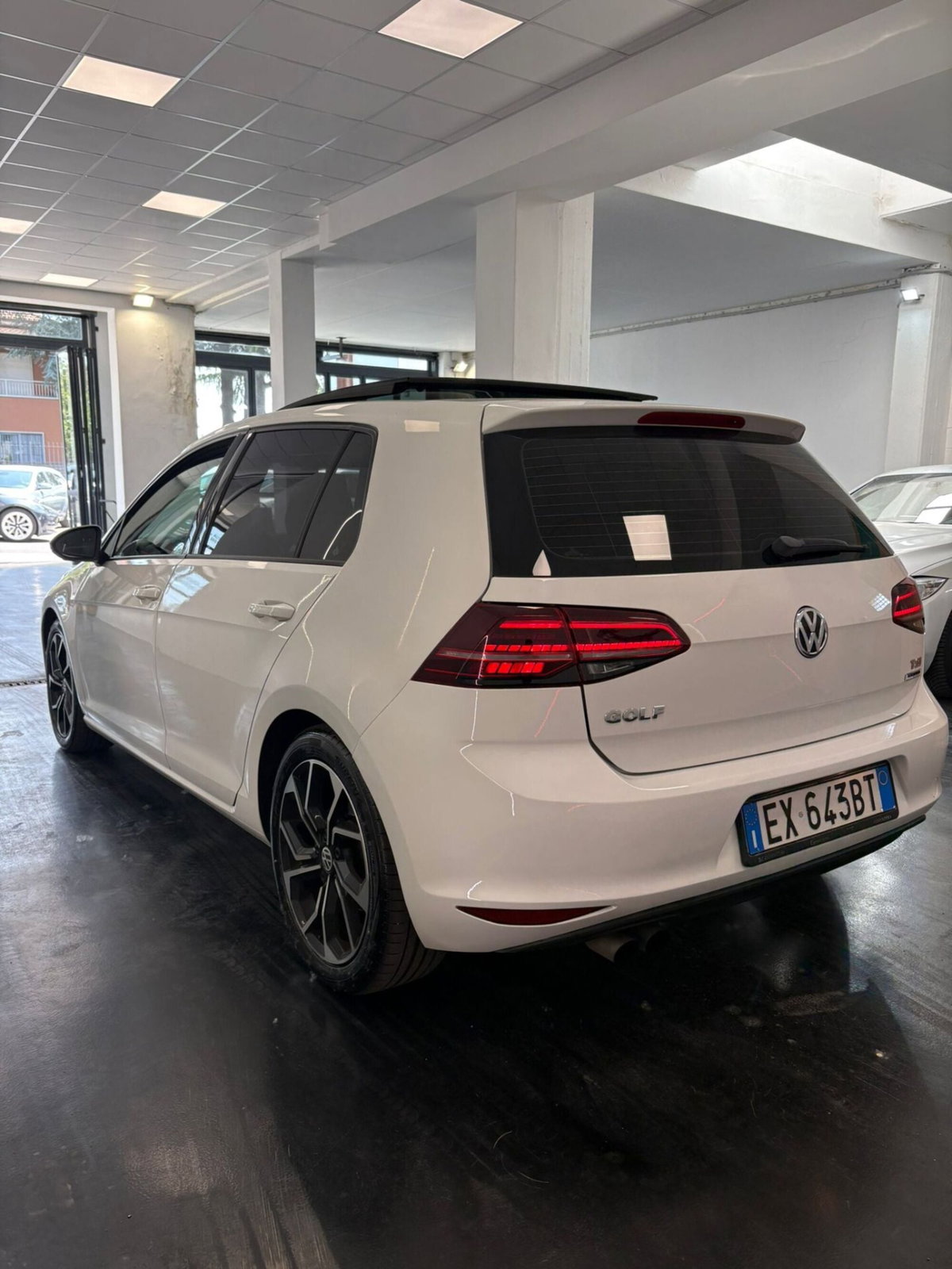 Volkswagen Golf 1.2 TSI 105 CV 3p. Comfortline BlueMotion Technology (3)