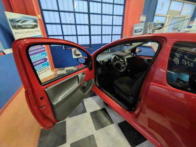 Toyota Aygo 1.0 12V VVT-i 5 porte Griffe (10)