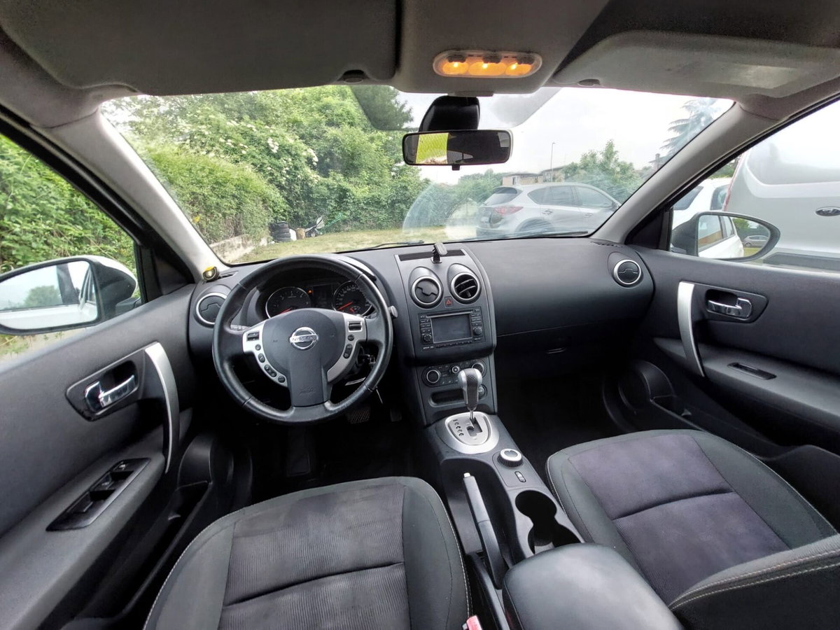 Nissan Qashqai 2.0 dCi DPF Tekna (16)