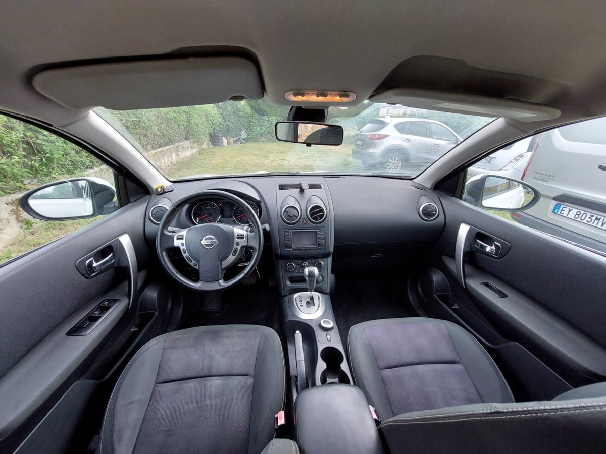 Nissan Qashqai 2.0 dCi DPF Tekna (17)