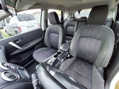Nissan Qashqai 2.0 dCi DPF Tekna (18)
