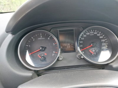 Nissan Qashqai 2.0 dCi DPF Tekna (20)