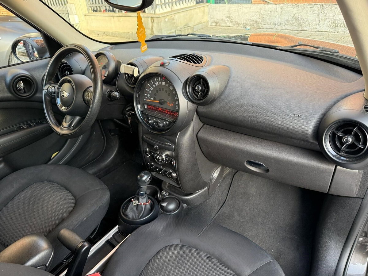 MINI Mini Countryman 2.0 Cooper D Business XL Countryman ALL4 Automatica (20)