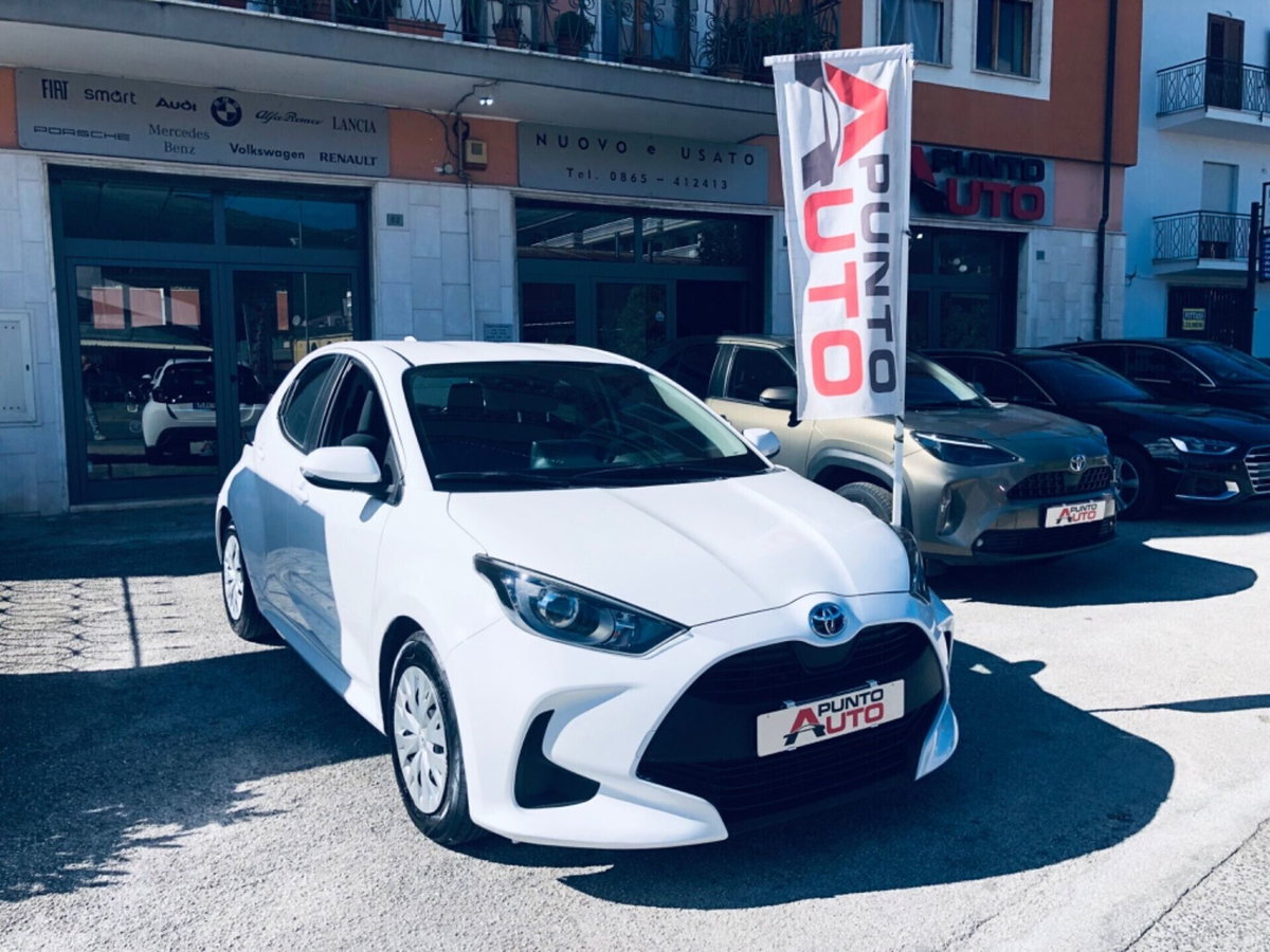Toyota Yaris 1.5 Hybrid 5 porte Energy (3)