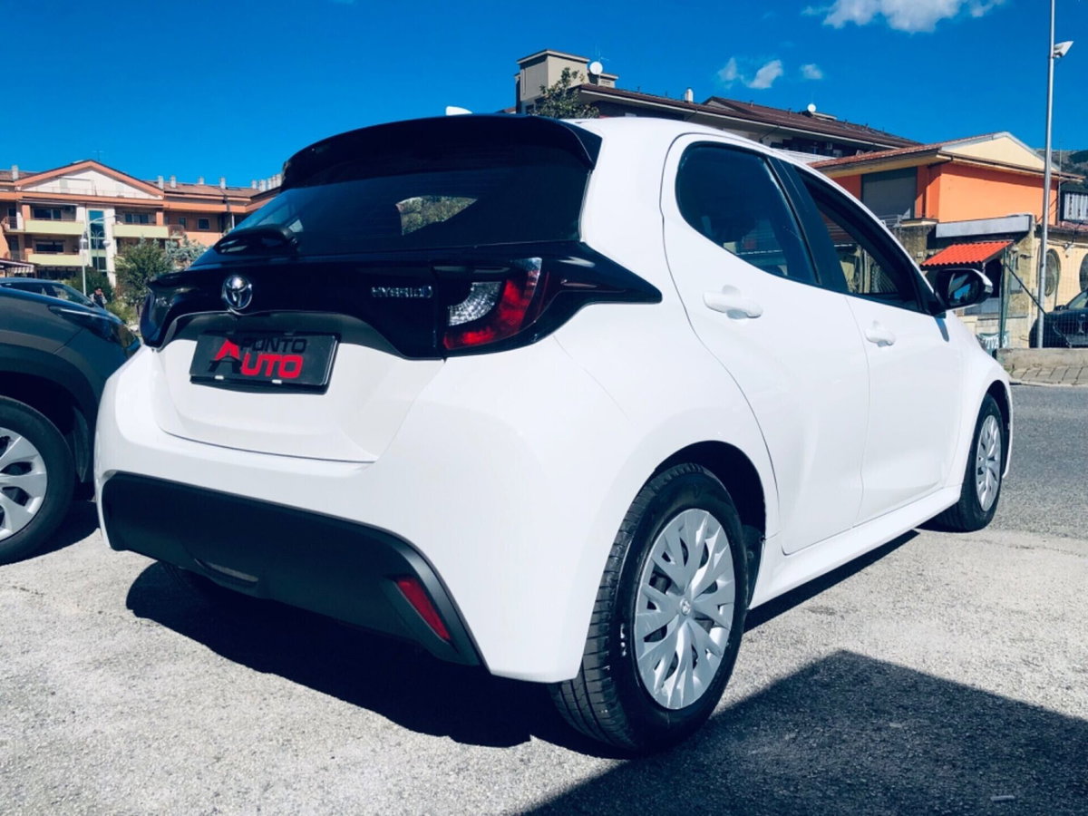 Toyota Yaris 1.5 Hybrid 5 porte Energy (5)