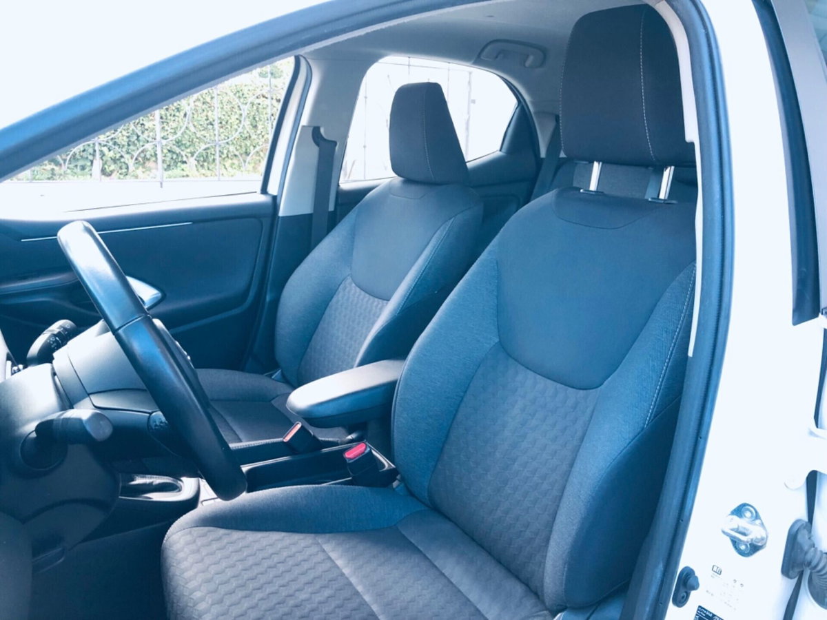 Toyota Yaris 1.5 Hybrid 5 porte Energy (9)