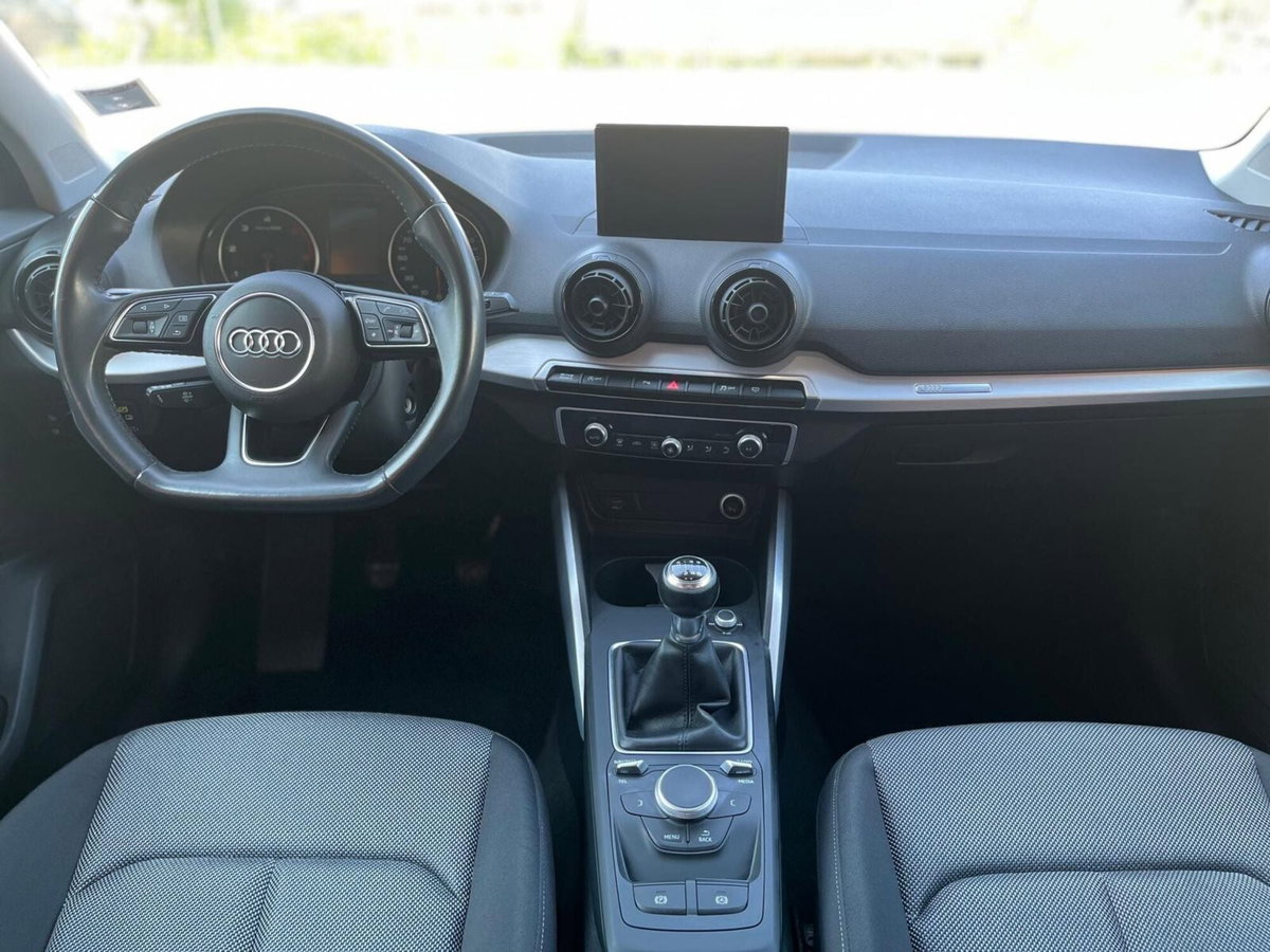 Audi Q2 Q2 30 TDI Business (12)