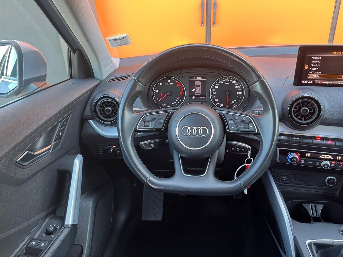 Audi Q2 Q2 30 TDI Business (13)