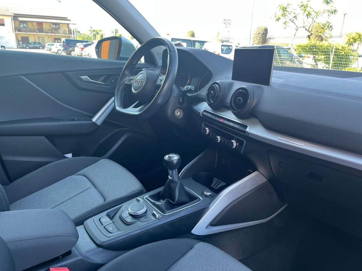 Audi Q2 Q2 30 TDI Business (9)