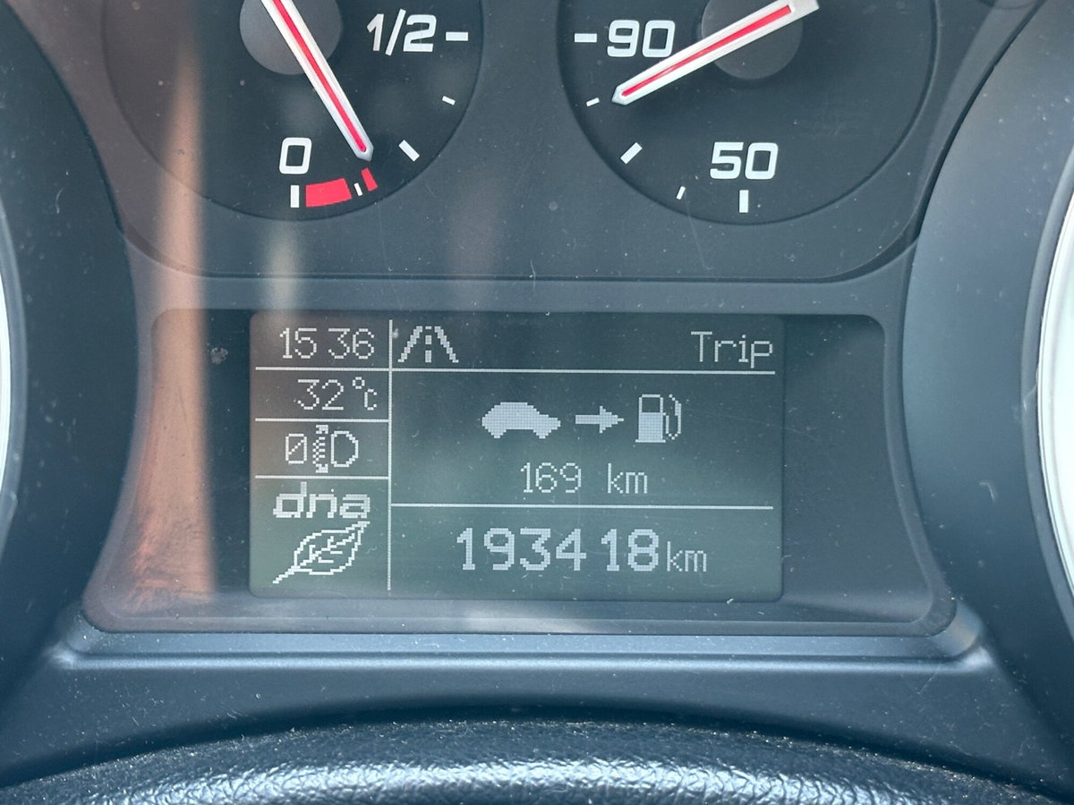 Alfa Romeo Giulietta 1.6 JTDm Ti 120cv (16)