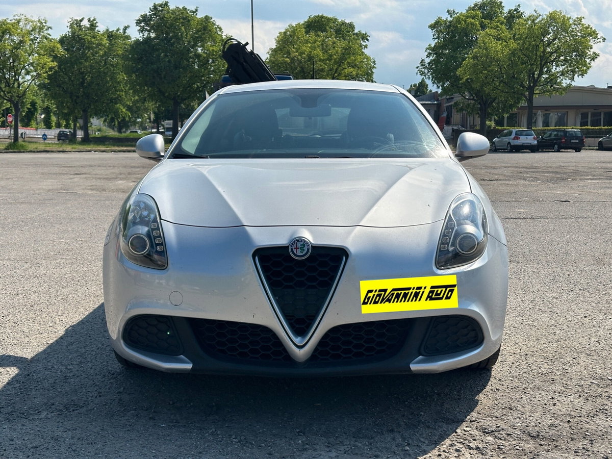 Alfa Romeo Giulietta 1.6 JTDm Ti 120cv (2)