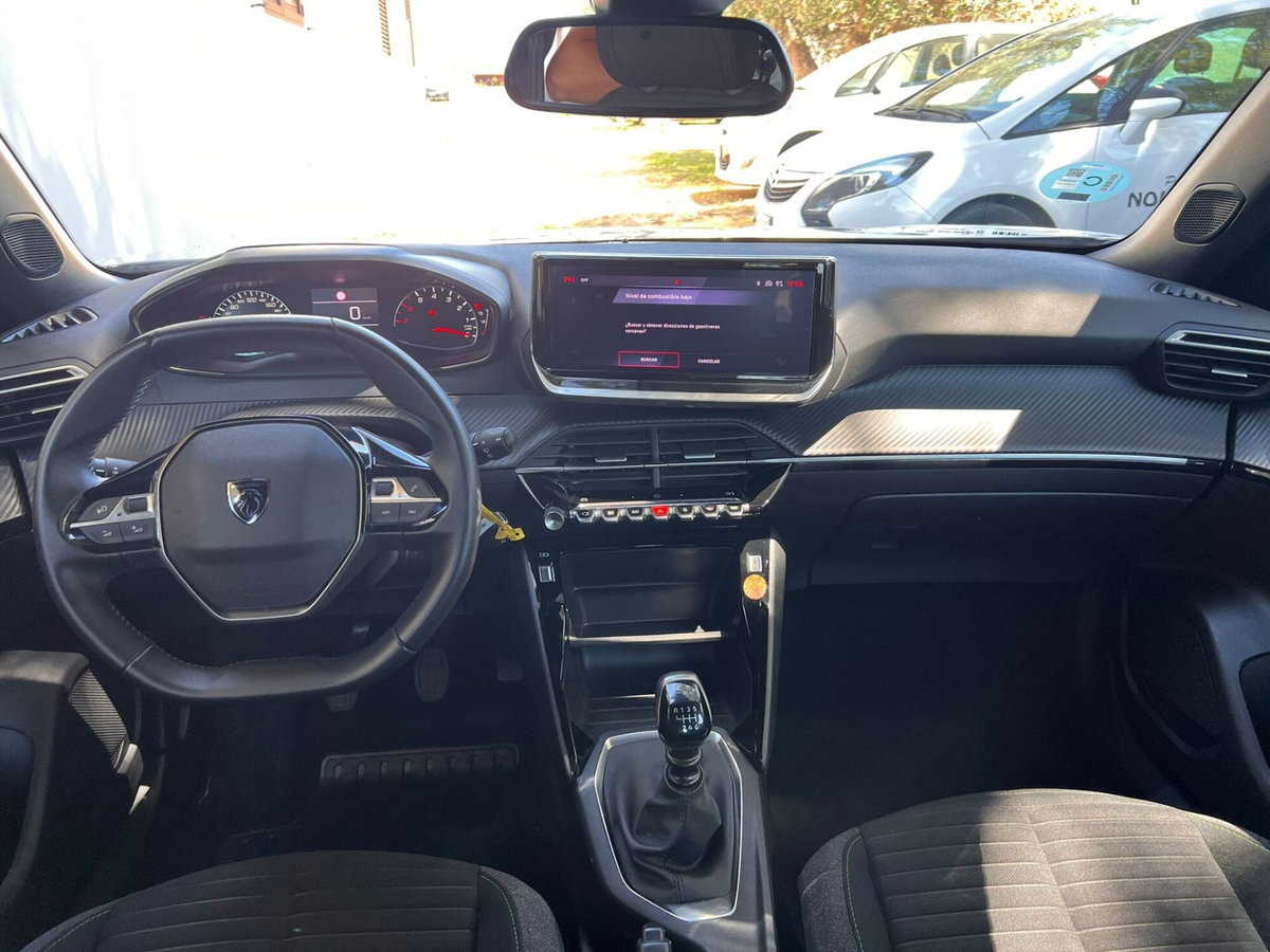 Peugeot 2008 1.2 puretech Active s&s 100cv (10)