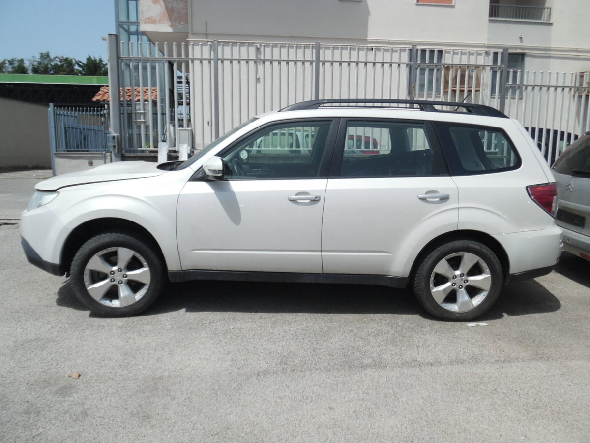 Subaru Forester 2.0D XS Trend (4)