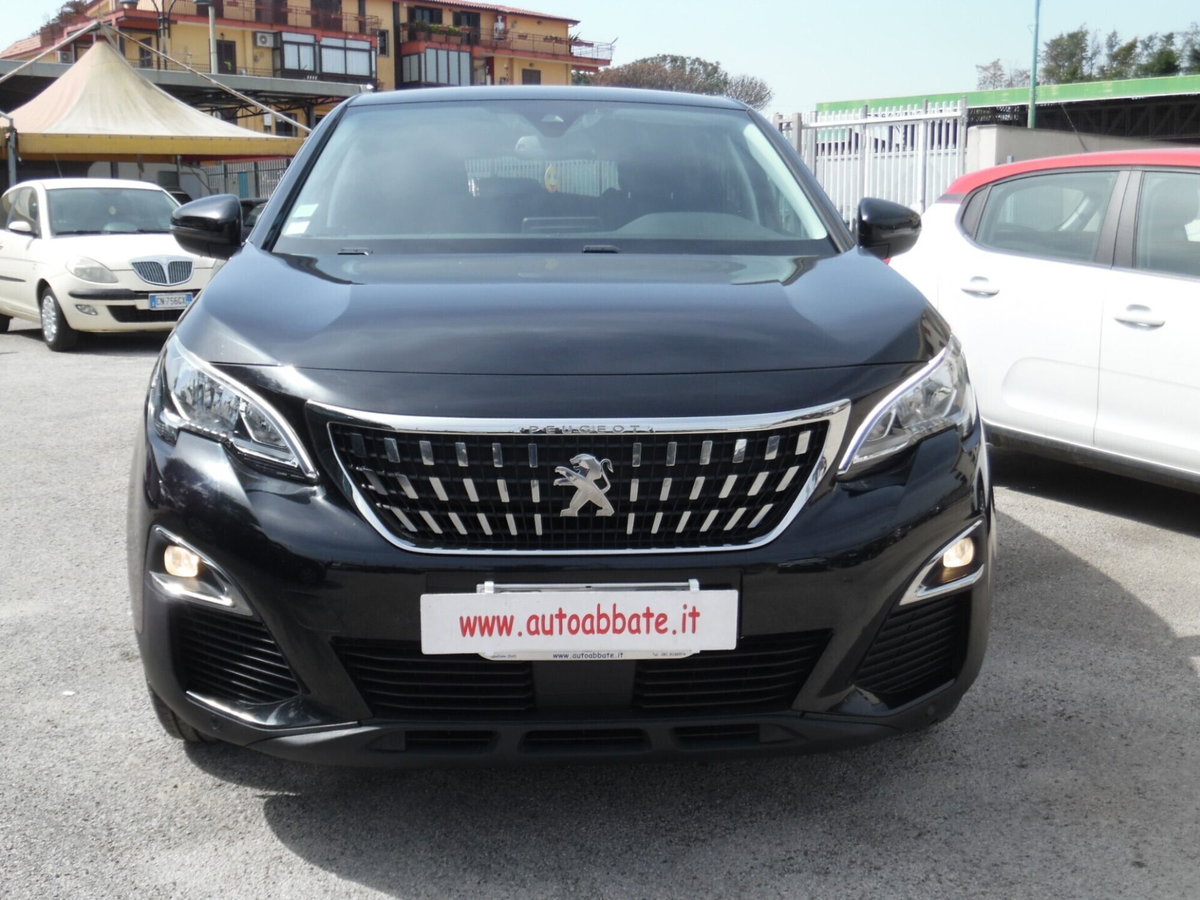 Peugeot 3008 BlueHDi 120 S&S Business (2)
