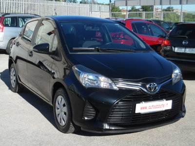Toyota Yaris 1.0 5 porte Active usata