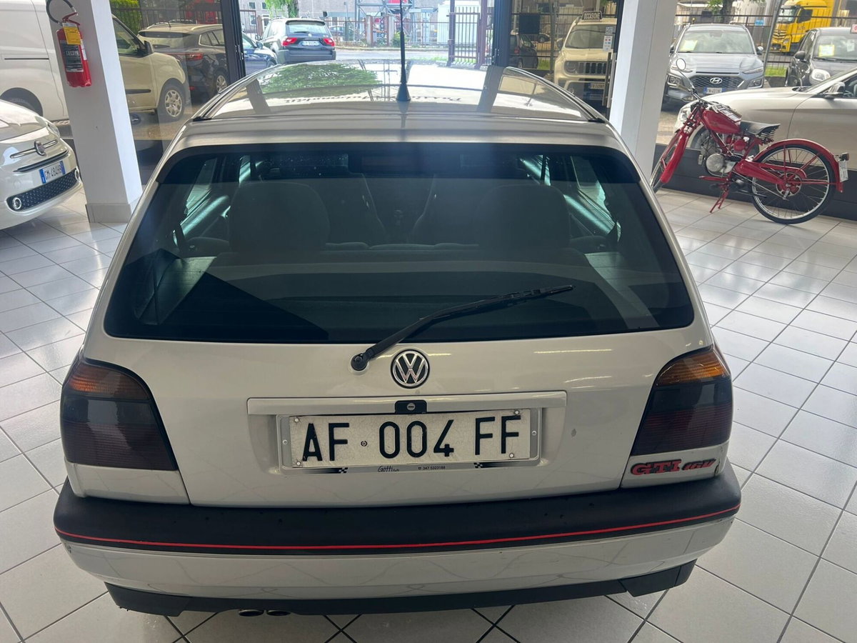 Volkswagen Golf 2.0 16V cat 5p GTI 20 Years Edition (5)