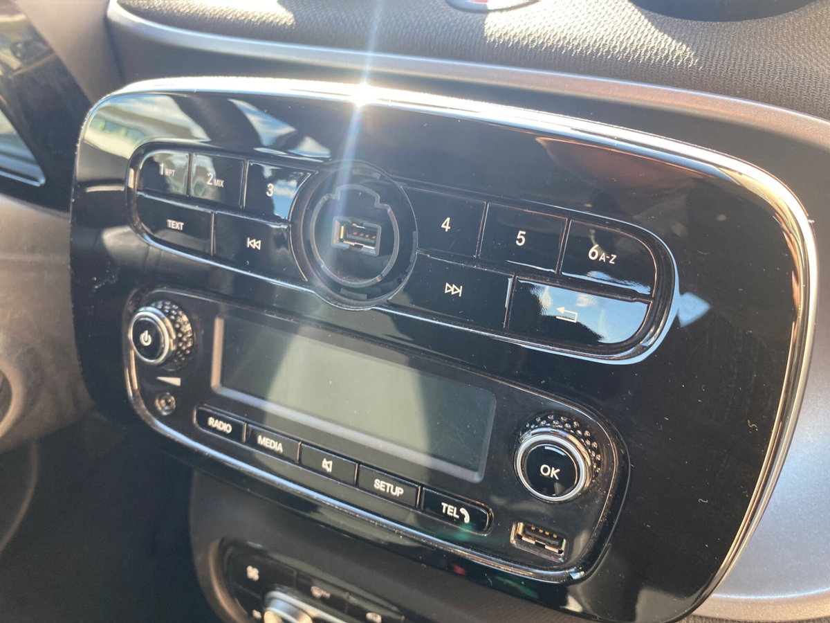 smart Fortwo Cabrio 70 1.0 twin. cabrio BRABUS Style (14)