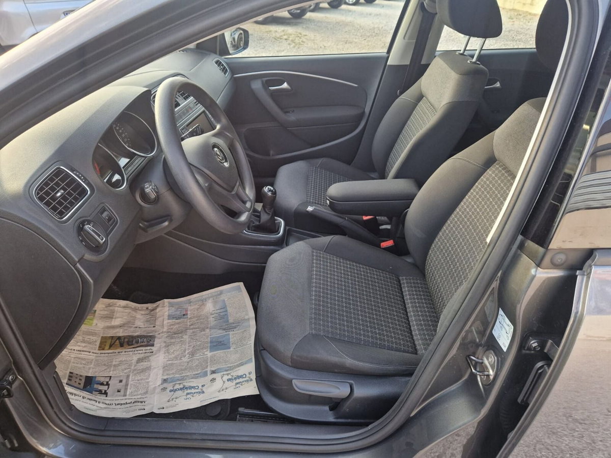 Volkswagen Polo 1.4 TDI 90 CV 5p. Highline BlueMotion Technology (14)