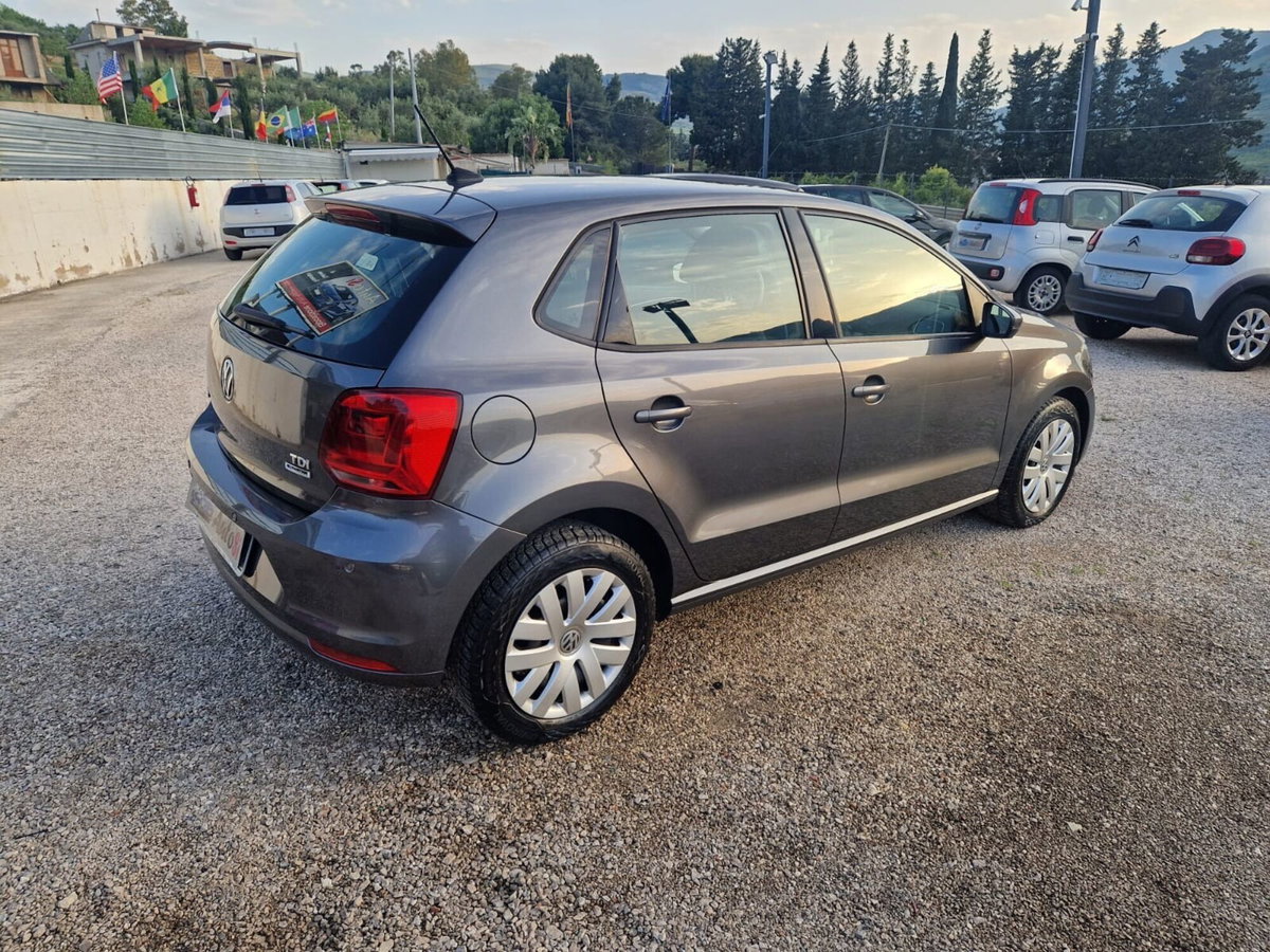 Volkswagen Polo 1.4 TDI 90 CV 5p. Highline BlueMotion Technology (2)