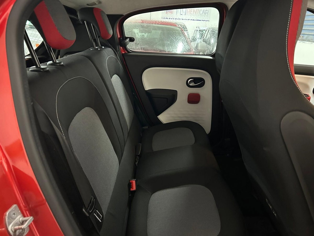 Renault Twingo 1.0 SCe Wave (17)