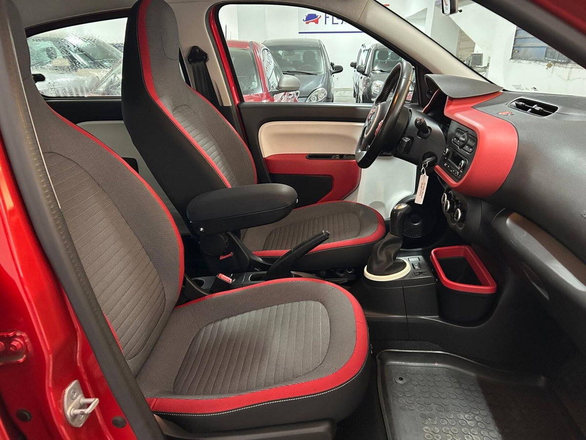 Renault Twingo 1.0 SCe Wave (19)