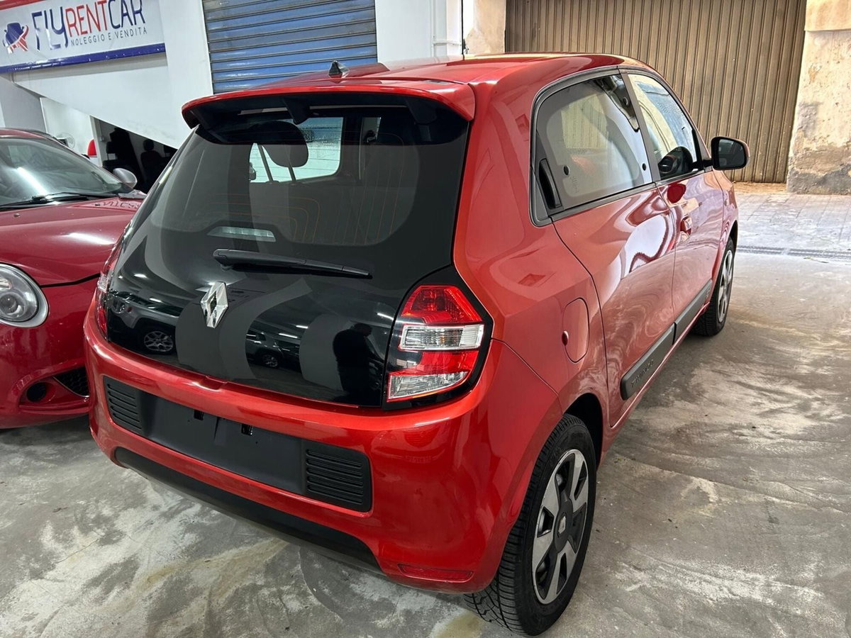 Renault Twingo 1.0 SCe Wave (6)