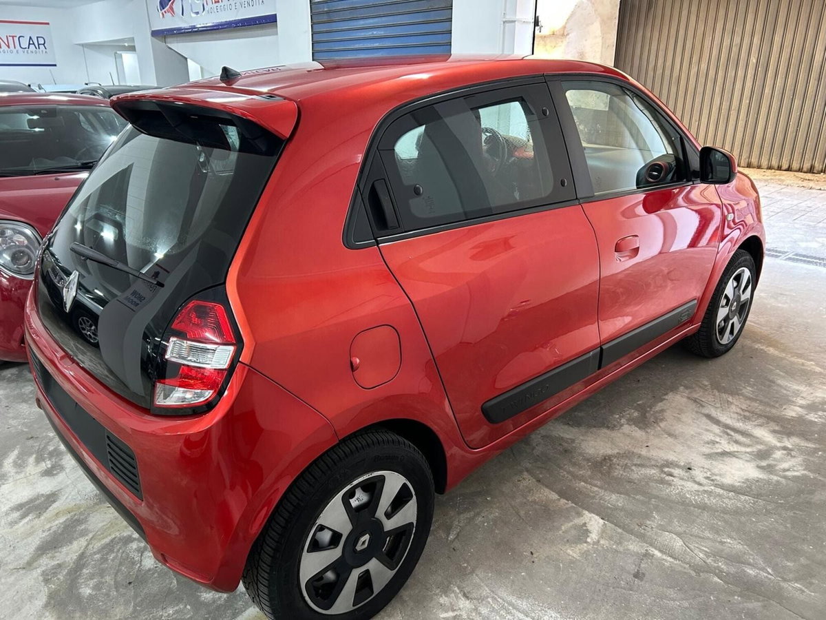 Renault Twingo 1.0 SCe Wave (7)